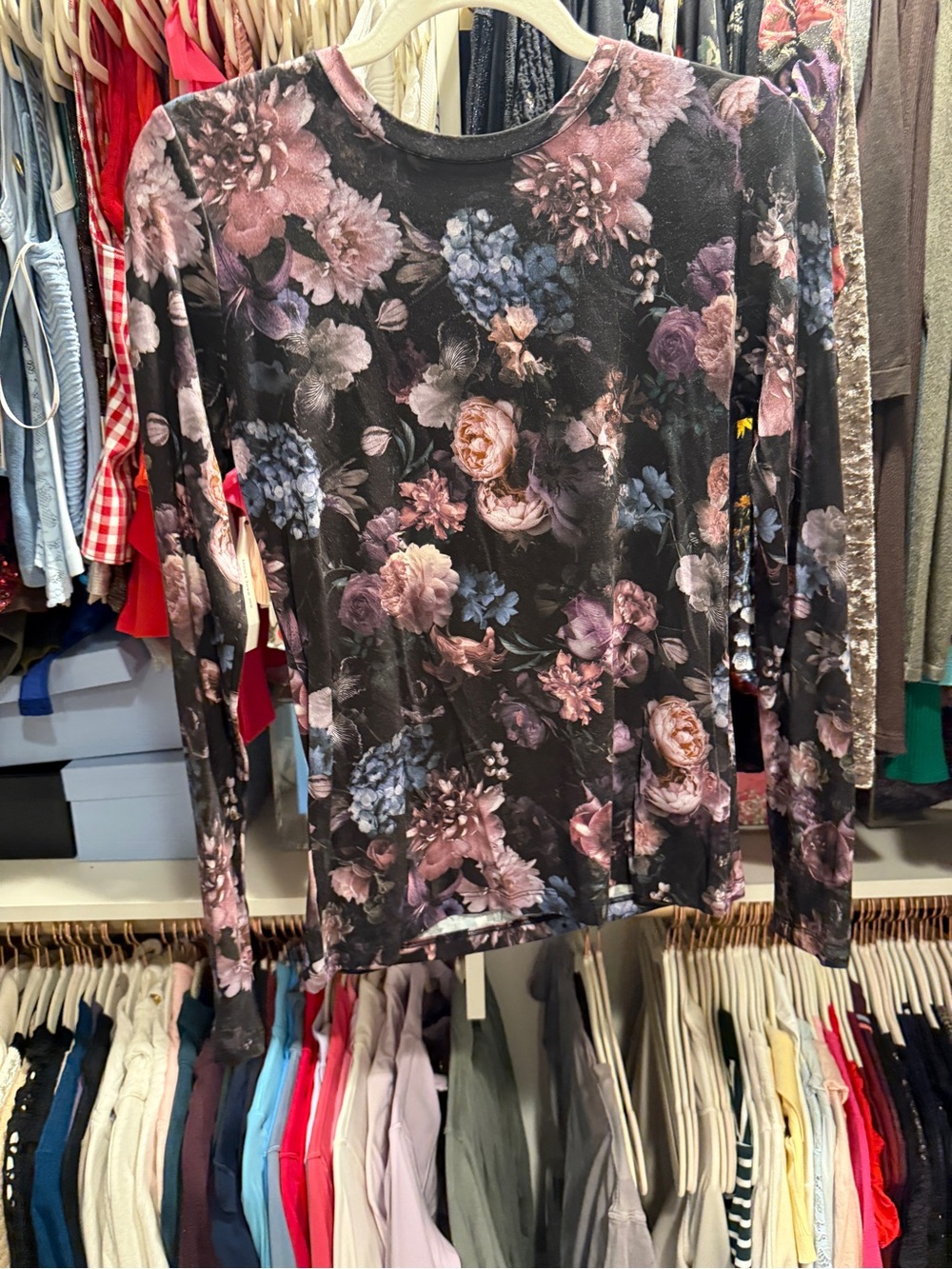 L’Agence Floral Long-Sleeve Crewneck Top - Black/Pink